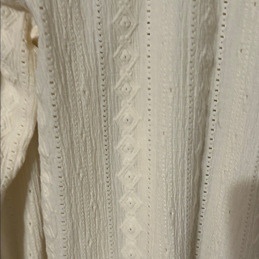 Frye Cream Textured Women's Blouse. MED. - Picture 9 of 9